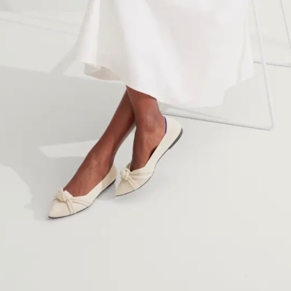 Rothy's The Knot Point ii, Size 8, Color Conch - Picture 5 of 8